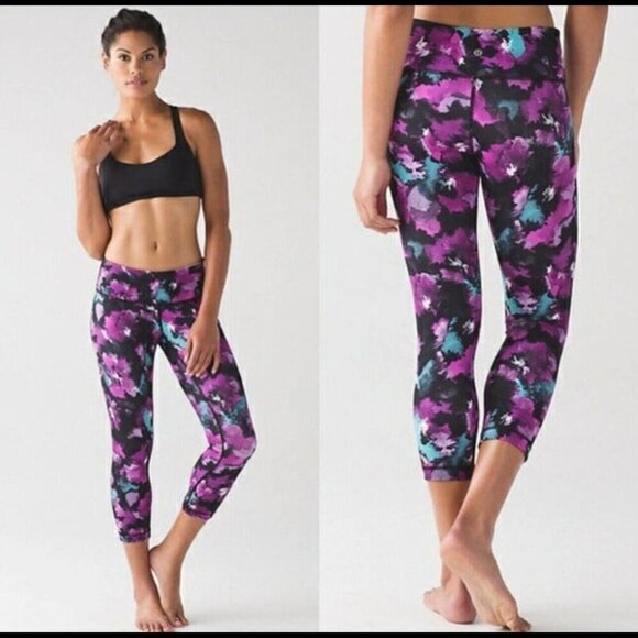 lululemon athletica Pants - LULULEMON Wunder Under Crop III Leggings Midnight Bloom Womens Size 4